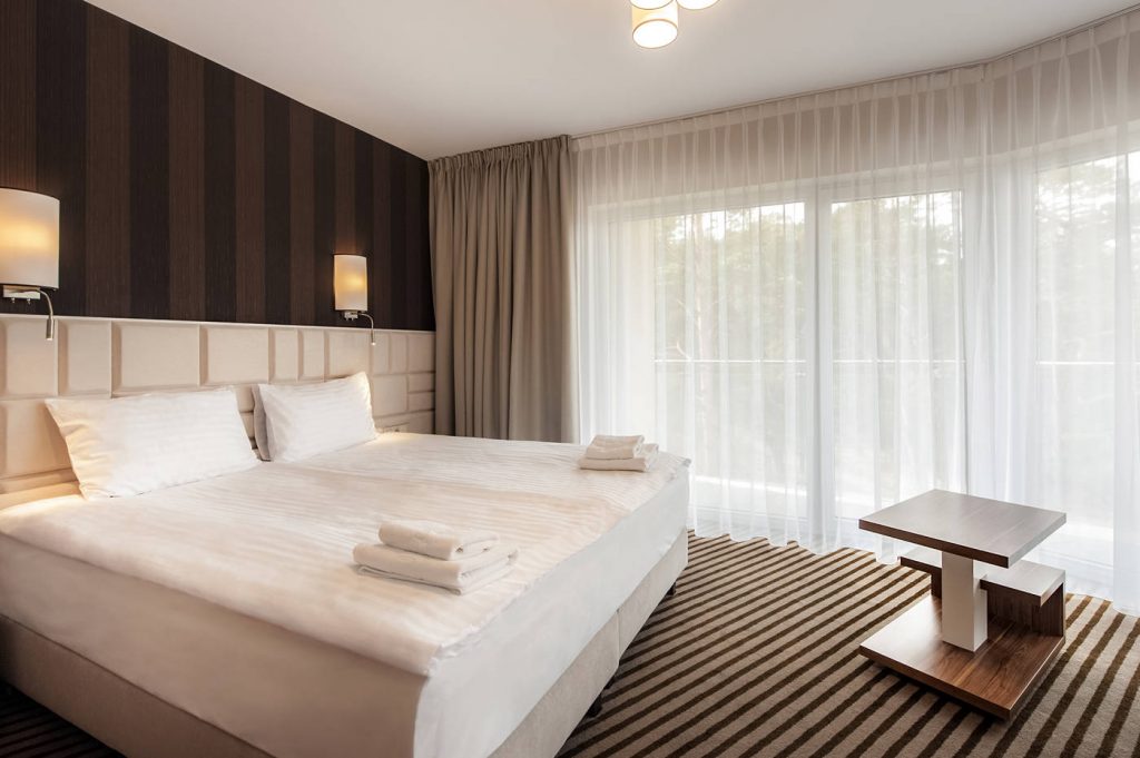 Najlepsze hotele w Krynicy Morskiej, Hotel nad morzem, hotel blisko plaży Krynica Morska, hotel nad samym morzem, hotel przy plaży, hotel Krynica Morska